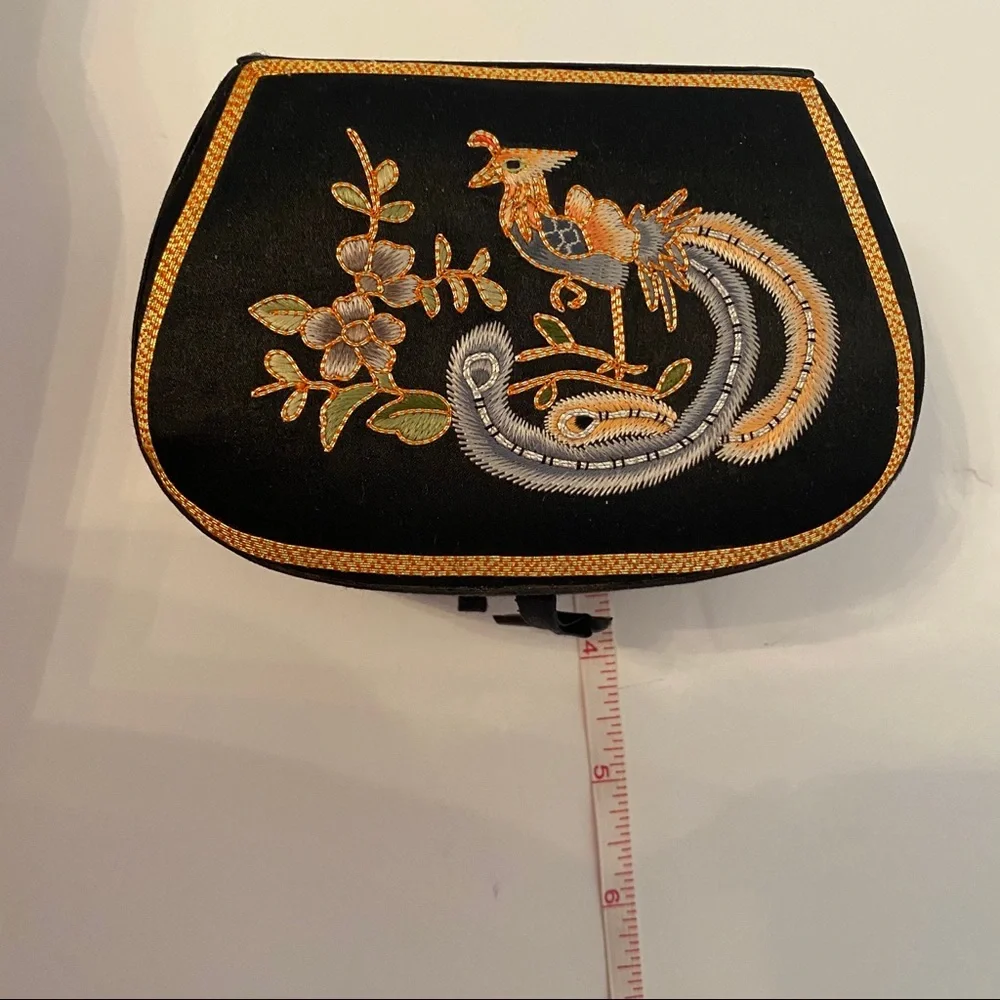 BOX JEWELRY ORGANIZER TRINKET BLACK SATIN PEACOCK RED LINING STORAGE HOME